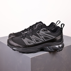 Men's and Women's Sneakers Outdoor Sports Mountaineering Hiking Cross-Country Shoes Casual All-match Running Shoes - Product Image 3