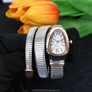 Nuevo Reloj de Pulsera Minimalista, Elegante y Exclusivo para Mujer, un Reloj de Cuarzo de Lujo con Forma de Serpiente para Damas - Product Image 2