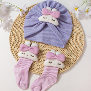 Conjunto de 2 piezas Nuevo conjunto de sombrero de bebé Lindo Color sólido Conejito Medias para niños Sombrero suave Conjunto de calcetines - Product Image 2
