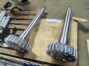 Fournisseur professionnel d'arbres d'engrenage Luoyang Deyu : arbres d'engrenage à denture droite, arbres d'engrenage hélicoïdaux, arbres cannelés - Product Image 2