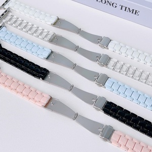 ساعة يد <span class=keywords><strong>Apple</strong></span> طراز 8 7 6 بأبعاد 38 مم و40 مم و42 مم و44 مم و41 مم و45 مم وملونة بألوان الحلوى وتتميز بتصميم رفيع ومكونة من ثلاث خرز ساعة يد مزودة بحزام للحمل + حافظة - Product Image 2