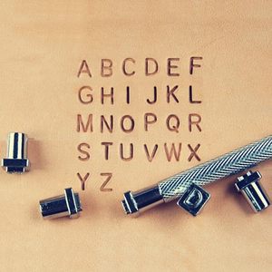 Produttori Hobby artigianale in pelle fai da te Set di timbri alfabeto Upcase timbro borsa fatta a mano bracciale in pelle <span class=keywords><strong>Project</strong></span> strumenti in pelle - Product Image 6