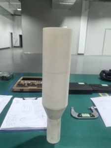 El cilindro aislador refractario industrial resistente al calor del fabricante parte el tubo de cerámica del alúmina Al2O3 - Product Image 5