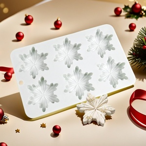 Molde de Silicona para Pastel con Diseño de Copo de Nieve Tangchu, Molde para Decoración de Chocolate y Fiestas Navideñas - Product Image 1