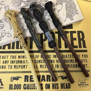 Para la serie de varitas mágicas - Varitas/motosas mágicas con diseño de <span class=keywords><strong>Harry</strong></span>, Hermione, Voldemort y Elderberry, Modelo 055 - Product Image 3