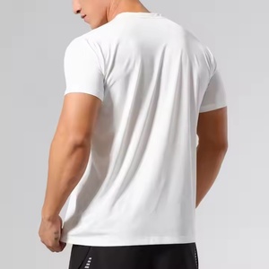 Camiseta de Gimnasio con Logotipo Personalizado para Hombre, Camisetas Deportivas Premium con Estampado Blanco, Camiseta de Algodón de Alta Calidad para Hombre - Product Image 5