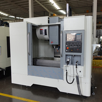 Centre d'usinage vertical 4 axes VMC1160 avec broche BT40 et rail de guidage linéaire, fraiseuse CNC.