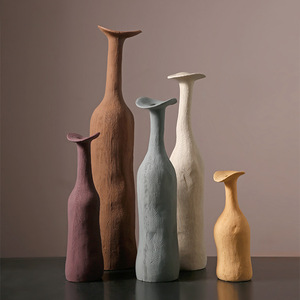 <span class=keywords><strong>Vaso</strong></span> Piccolo in Stile Morandi, Design Moderno, Realizzato Interamente a Mano in Ceramica per Composizioni Floreali e Decorazione Casa - Product Image 1
