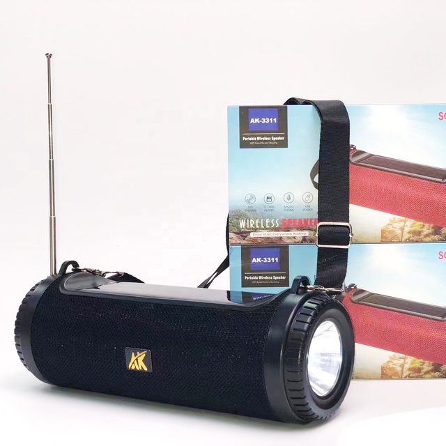 New Solar Energy Speaker with Flashlight FM Radio TWS Dual Function BT Bluetooth Speaker