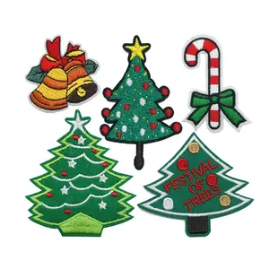 Groothandel kerst patches kleding-Kerstboom Xmas Ijzer Op Naaien Doek Custom Geborduurde Logos Patches Borduurwerk Voor Kleding