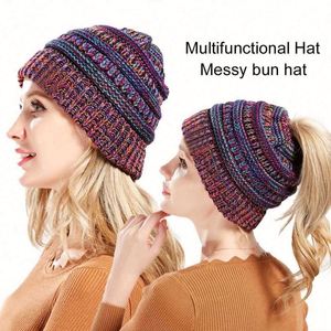Bonnet tricoté souple multicolore pour femme, idéal pour le sport d'hiver, avec ouverture pour queue de cheval, pour filles - Product Image 3