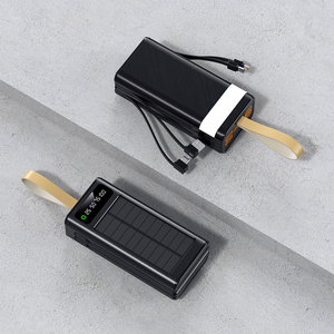 Banco de Energía Solar de Alta Capacidad de 30000 mAh, 4 Puertos de Salida USB, Pantalla Digital, Cargador Portátil, Batería Externa Personalizable Gratis - Product Image 1