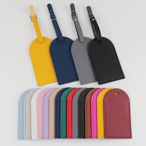 Étiquette de bagage portable en PU texturé haute durabilité, personnalisable avec motif de lettres, accessoire de voyage - Product Image 6