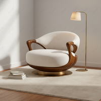 Fauteuil d'appoint pivotant inclinable moderne - Structure en bois, base dorée, revêtement en velours crème écologique et durable pour salon et chambre