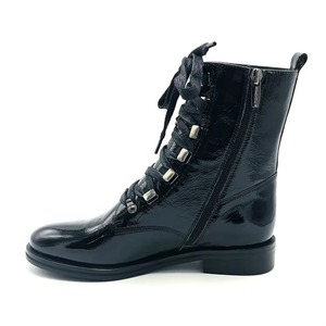 Bottes de moto en cuir verni noir imperméables à double ouverture avec lacets et fermeture éclair pour femmes - Product Image 4