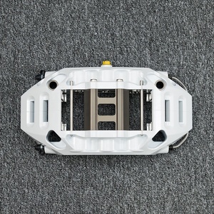 คาลิปเปอร์หน้า 6 ลูกสูบ นาไนล์ ไฮเพอร์ฟอร์แมนซ์ สำหรับรถแข่ง F30 - Product Image 5