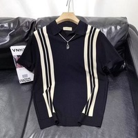 Polo en tricot côtelé vertical pour homme, col en V, col à revers, manches courtes, coupe ajustée, t-shirt tricoté, hauts décontractés pour homme