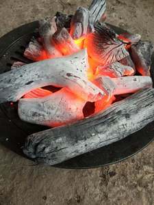 Charbon de bois dur BBQ non scintillant au litchi du Vietnam en bâton pour Shisha fabriqué à partir de noix de coco et de bambou - Product Image 6