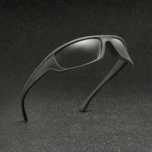 Gafas de Sol Camaleón Personalizadas con Logotipo, Gafas de Conducir Cuadradas, Gafas de Sol Deportivas Polarizadas Fotocromáticas para Hombre y Mujer - Product Image 6