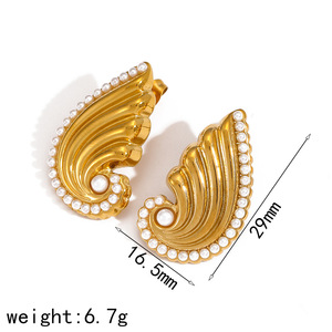 Pendientes con forma de ala, diseño de lágrima con incrustaciones de perlas en oro y plata para mujer, joyería de moda para fiestas. - Product Image 4