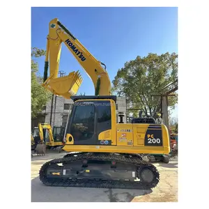 Excavatrice sur chenilles hydraulique Komatsu PC200-8 d'occasion du Japon, 20 tonnes, modèle 2020, 1500 heures, capacité de la cuve de 1,3 m, super performances - Product Image 1