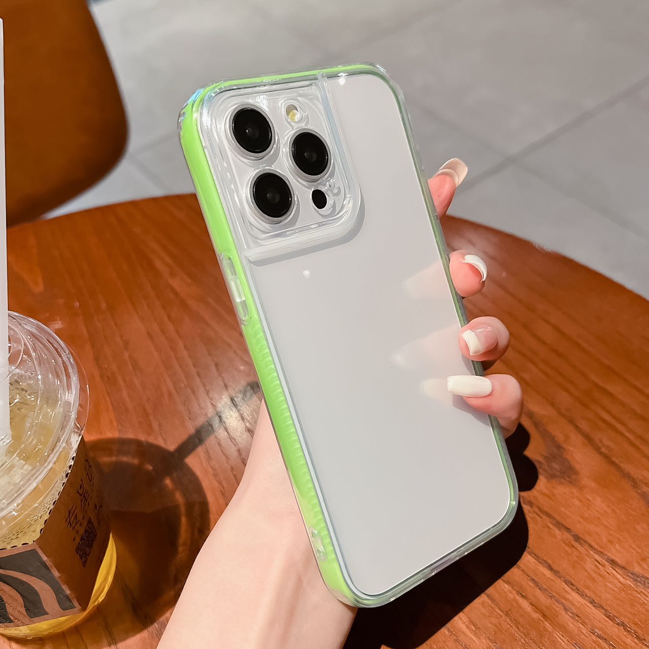 สีเขียว