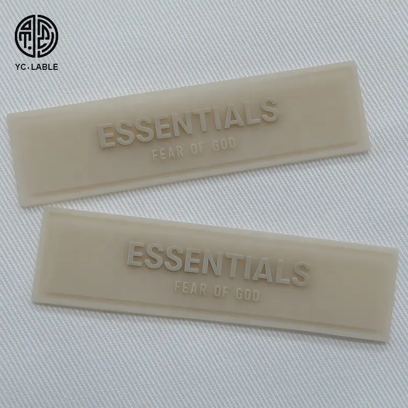 Etiqueta personalizada de transferencia de calor de silicona, parche para planchar, impresión 3D de logotipo de goma, etiqueta de marca para ropa