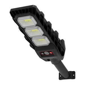 ไฟถนนพลังงานแสงอาทิตย์ 100W โมโนซิลิคอน LED IP66 กันน้ำ ตัวเรือนอะลูมิเนียมอัลลอยด์ ติดตั้งบนผนัง พร้อมระบบควบคุมผ่านแอปพลิเคชัน สำหรับให้แสงสว่างบนถนนในชนบท - Product Image 2