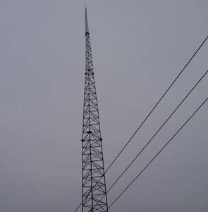 वाणिज्यिक प्लाजा और आवासीय परिसरों के लिए अनुकूलन योग्य बहुमुखी बिजली सुरक्षा स्टील टॉवर सुरक्षित - Product Image 6