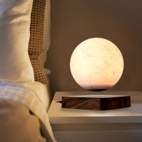 Lampe de table lune flottante magnétique à LED, lumière de nuit créative, lampe de bureau simple et tendance, protection des yeux