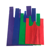 Sac de courses en tissu non tissé 100 % PP biodégradable 30-40 GSM, sac T-shirt écologique et sac à découpe en U pour l'emballage