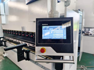 SANXIN pressa in metallo 2.5m 3m 4000mm idraulica CNC pressa piegatrice 4 + 1 asse CNC macchina attrezzatura con CE - Product Image 2