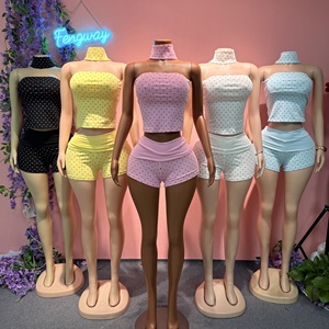 Completo da donna 2026 con stampa a pois, top corto senza spalline e pantaloncini, set 2 pezzi casual e carino stile Y2K per ragazze e donne - Product Image 1