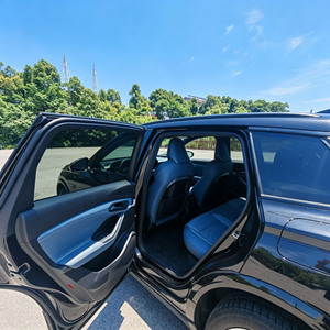 <span class=keywords><strong>Audi</strong></span> Q6L <span class=keywords><strong>e</strong></span>-<span class=keywords><strong>tron</strong></span> 2026 Launch Pilot Edition EV <span class=keywords><strong>SUV</strong></span> Usato, Guida a Sinistra, Basso Chilometraggio, Vernice Originale - Product Image 5
