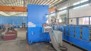 Kim loại hồ sơ làm cáp khay phân vùng cuộn làm hình thành máy tại Trung Quốc - Product Image 5