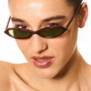 Lunettes de soleil œil-de-chat rétro polygonales à monture étroite, couleurs bonbon, protection UV400, personnalisables avec logo, pour femmes et hommes, collection 2025 - Product Image 2