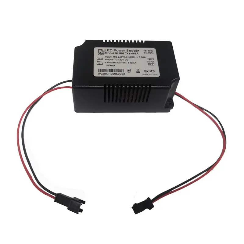 Led Plant Light Power Supply 30-70W LED Lighting Transformer Constant Current Driver Adapter for Grow Lightsパネルランプ100-240V