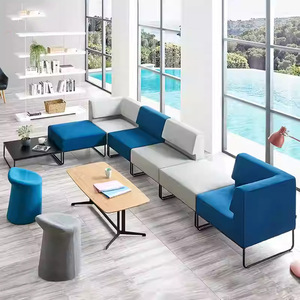 Ensemble de canapés de salle d'attente en cuir de haute qualité pour salon de beauté et clinique dentaire - Mobilier commercial de luxe modulaire et écologique - Product Image 1