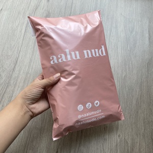 Sacs d'expédition en polyéthylène personnalisés avec logo, couleur rose or, pour l'emballage de vêtements pour enfants, livraison express - Product Image 1