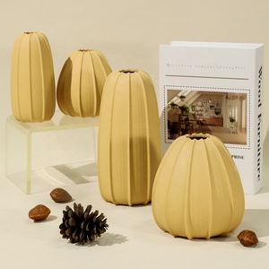 Vaso da Terra <span class=keywords><strong>in</strong></span> <span class=keywords><strong>Ceramica</strong></span> Bianca <span class=keywords><strong>di</strong></span> Lusso YBH, Design Moderno Ecologico <span class=keywords><strong>di</strong></span> Alta Qualità, <span class=keywords><strong>Centrotavola</strong></span> per Matrimoni e Decorazioni Domestiche - Product Image 4