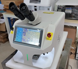 Machine à souder pour bijoux 150W avec système d'observation double - Product Image 1