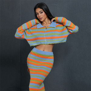 2025 suéter de mujer conjunto de 2 piezas de punto a rayas otoño Casual cremallera Corp Tops + Maxi faldas irregulares ropa de calle trajes a juego - Product Image 3