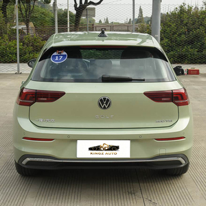 Volkswagen <span class=keywords><strong>Golf</strong></span> 300 <span class=keywords><strong>TSI</strong></span> en Stock, Sedán Compacto de Gasolina con Motor Turboalimentado, Neumáticos R17, Techo Solar, Encendido por Botón - Product Image 4