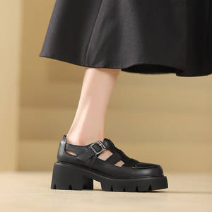 รองเท้าแตะแฟชั่นผู้หญิงหนังแท้ส้นแบนรองเท้าแพลตฟอร์มผู้หญิงรองเท้าส้นหนารองเท้า2025ฤดูร้อนสไตล์โรมันไซส์ใหญ่43 - Product Image 2