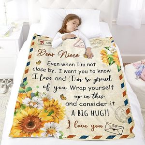 Couverture en flanelle Sunflower Blessing, couverture de sieste, résistante à la décoloration, légère, pour lit, canapé, impression personnalisée - Product Image 1