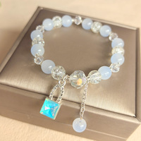 Bracelet en perles de verre bleu en gros, breloque cœur en cristal, bijoux faits main élégants pour femmes et filles, cadeau