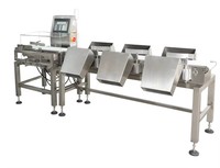Contrôleur de poids numérique rapide et précis pour la production de snacks, de bonbons, de produits de boulangerie et d'aliments en bouteille avec système de convoyage