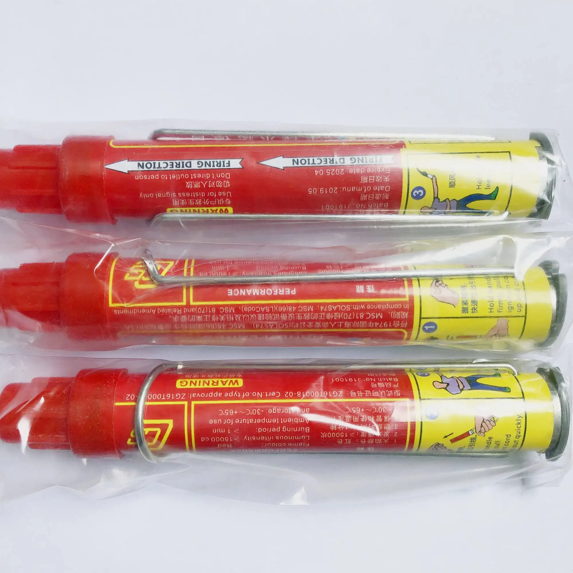 China manufacturing Happy Hand Smoke Toy Fireworks Firecracker Road Distress Flare Smoke Fireworks