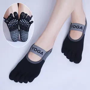 Calcetines de algodón antideslizantes con logotipo personalizado para mujer, medias antideslizantes para Yoga, Pilates y gimnasio, venta al por mayor