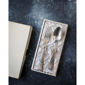 Juego de Cubiertos para Bebé de Aleación de Plata Francesa, Platos y Utensilios Elegantes para los Más Pequeños - Product Image 5